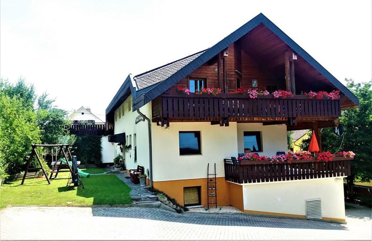 Haus Taekema Appartments Glanegg  Екстер'єр фото